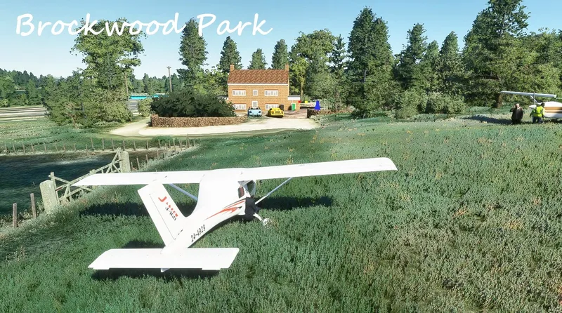 Brockwood Park grass airfield, England, in Microsoft Flight Simulator